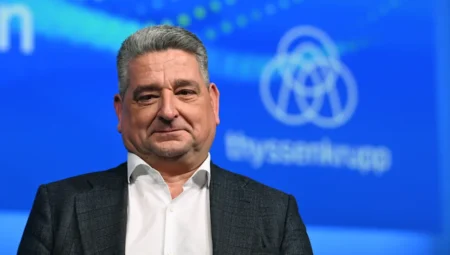 Tausende zittern um Jobs: Neuer Vertrag für umstrittenen Thyssenkrupp-Chef